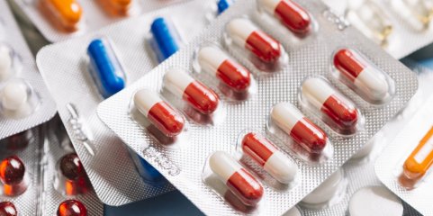 Autoridades impedem entrada em Portugal de mais de 26 mil medicamentos ilegais