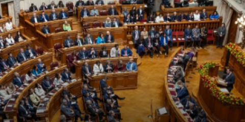 Parlamento saúda Dia Mundial Língua Portuguesa e Associação Protetora dos Diabéticos