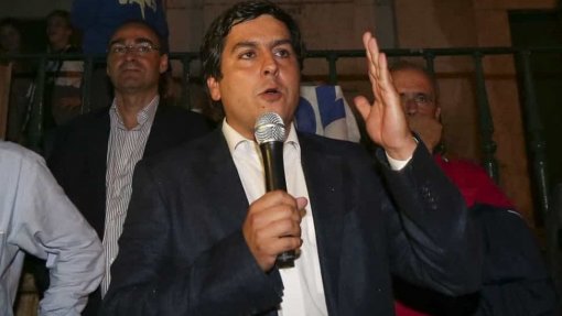 PCP indica Bernardino Soares para pacto para a saúde do PR mas critica iniciativa