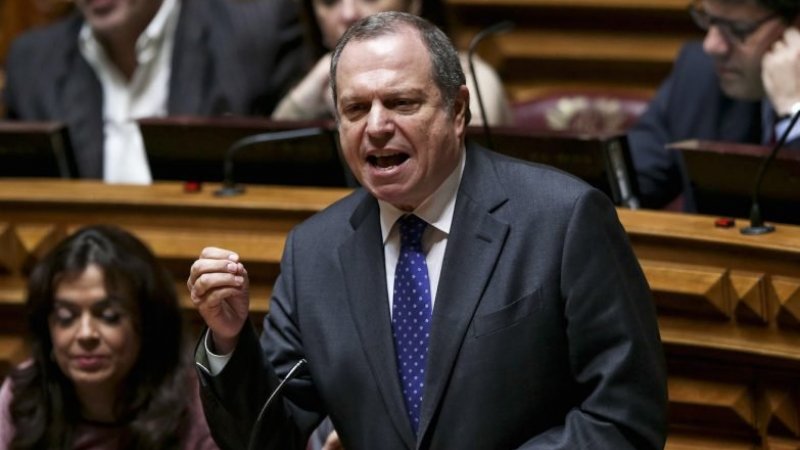 Deputados do PS na AR questionam transporte de mercadorias perigosas pela TAP