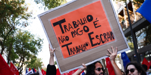 Mais de cem enfermeiros protestam em Lisboa em dia de greve