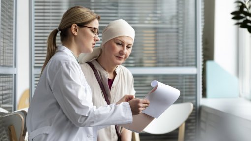 Problema de IRS de doentes oncológicos fica resolvido com novas orientações da AT - Governo