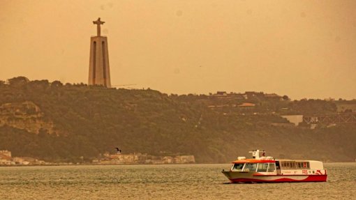 Concentração de poeiras no ar deverá manter-se até sábado