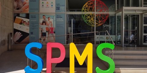 IL pede audição urgente no Parlamento do presidente dos Serviços Partilhados do Ministério da Saúde