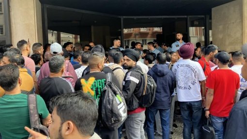 MP acusa funcionária consular e mais 30 arguidos por legalização fraudulenta de milhares de imigrantes