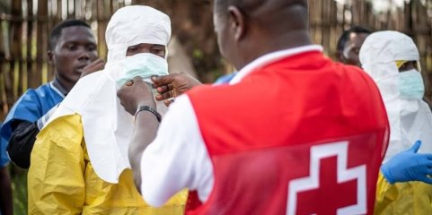 Ébola: Três voluntários da Cruz Vermelha morreram na RDC