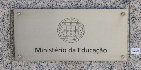 Ministério instrui diretores escolares a limitar acesso a documentação sobre juntas médicas