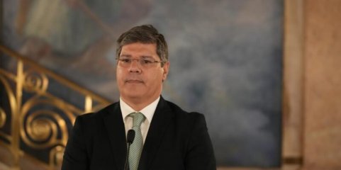 PS compromete-se a apresentar propostas para a saúde como "partido de alternativa"