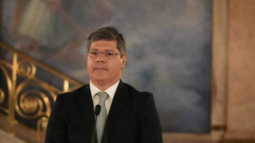 PS compromete-se a apresentar propostas para a saúde como "partido de alternativa"