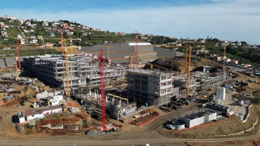 Reavaliação do preço do novo hospital da Madeira concluída em duas semanas - Albuquerque