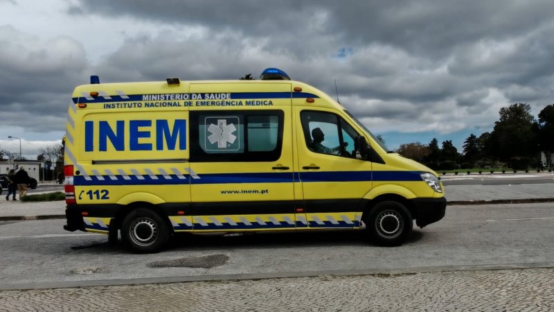 Mulher morreu em Palmela depois de esperar mais de uma hora por viatura médica de emergência