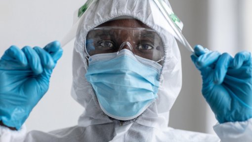 Ébola: Dois novos casos detetados no Uganda elevam para nove o número de infetados