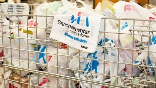 Campanha de recolha nos supermercados do Banco Alimentar regista subida de 2,5%