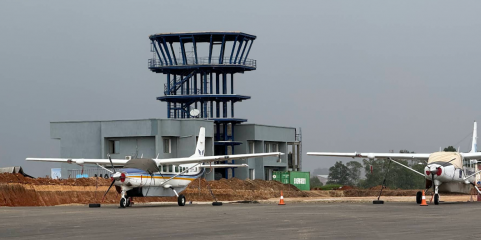 Ébola: Reabertura do aeroporto de Bunia no epicentro da epidemia na RDCongo
