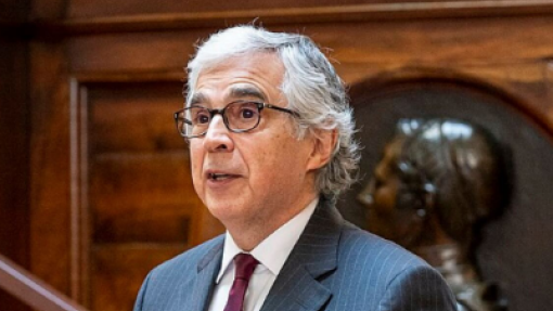 Aguiar-Branco não remete para a PGR afirmações da ministra da Saúde em comissão de inquérito