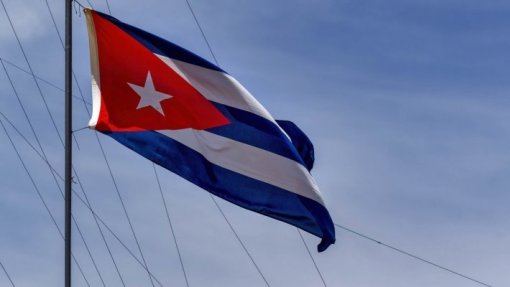 Colômbia envia 100 toneladas de ajuda humanitária para Cuba