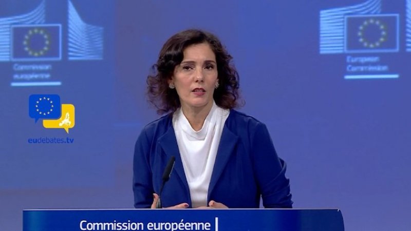 Ébola: Comissária europeia visita RDCongo para reafirmar apoio da Europa