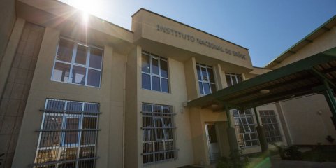 Moçambique sem casos de Ébola reforça vigilância e mantém centro nacional de testagem