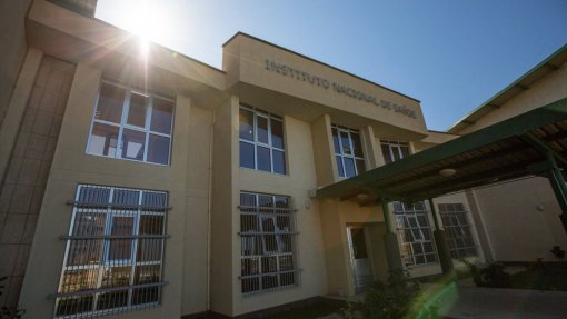 Moçambique sem casos de Ébola reforça vigilância e mantém centro nacional de testagem