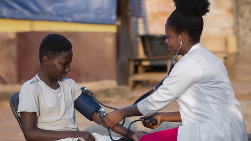 Alemanha financia África Oriental com 8 ME contra o Ébola, mpox e outras doenças