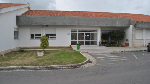 Utentes de Grândola querem atendimento permanente do centro de saúde aberto 24 horas