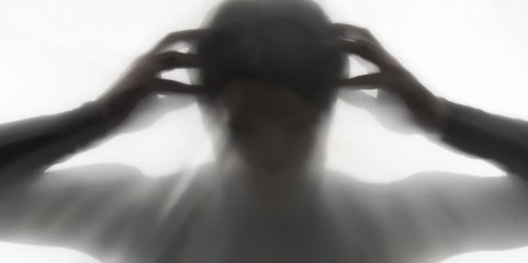Estudo identifica mais de 600 novos genes associados à esquizofrenia
