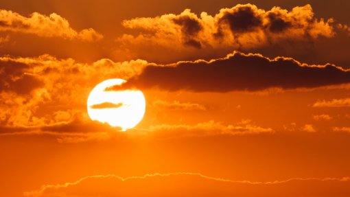 Onda de calor leva a picos perigosos de poluição, alertam ambientalistas da UE