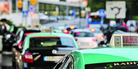 JPP critica atrasos no pagamento a taxistas que transportam doentes não urgentes na Madeira