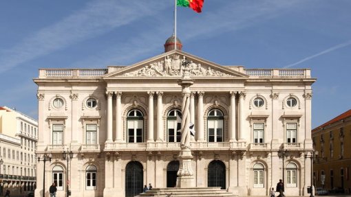 AM Lisboa recomenda à câmara relatório sobre plano de saúde Lisboa 65+