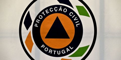 Operadores de comunicações da Proteção Civil em greve, mas socorro está garantido