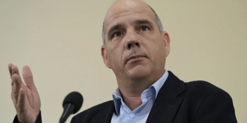 Raimundo acusa ministra da Saúde de “crime social” e pede que deixe de “arranjar desculpas”