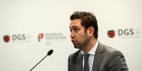 Vacina contra o VSR chega a todas os bebés até um ano em 2027