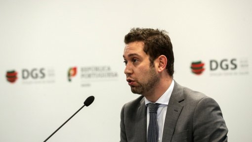 Vacina contra o VSR chega a todas os bebés até um ano em 2027