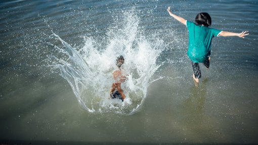 Aumento de 22,5% nos afogamentos e acidentes de mergulho com crianças e jovens - INEM
