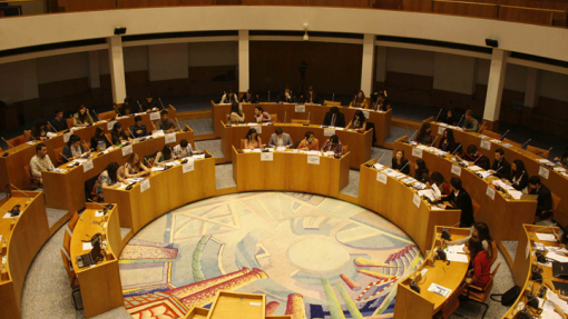 Dois debates de urgência marcam agenda parlamentar da semana nos Açores