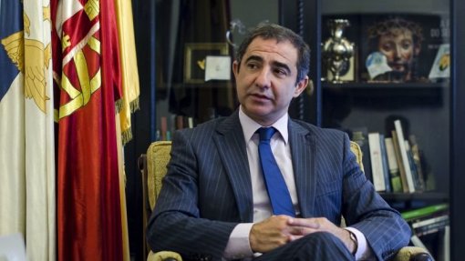 Visão do Governo dos Açores sobre saúde é “cristalina” - Bolieiro