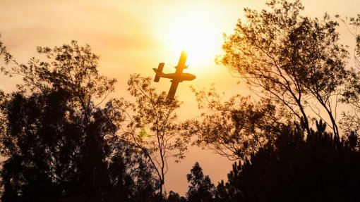 Oito concelhos de três distritos em perigo máximo de incêndio