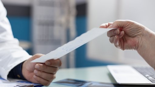 Quatro detidos no Porto por suspeita de falsificação de prescrições médicas