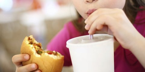 Parasita em ‘fast food’ gera surto de diarreia nos EUA – autoridades de saúde