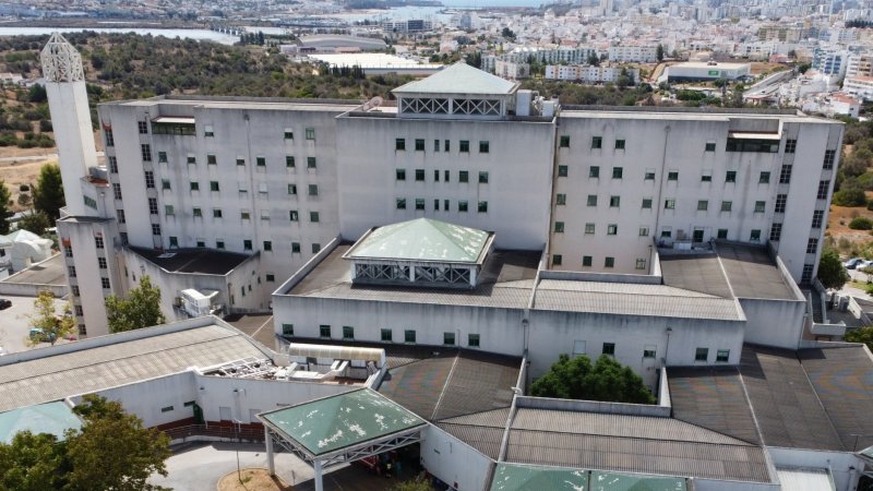 Comissão de utentes denuncia “situação indigna e desumana” nas urgências de Portimão