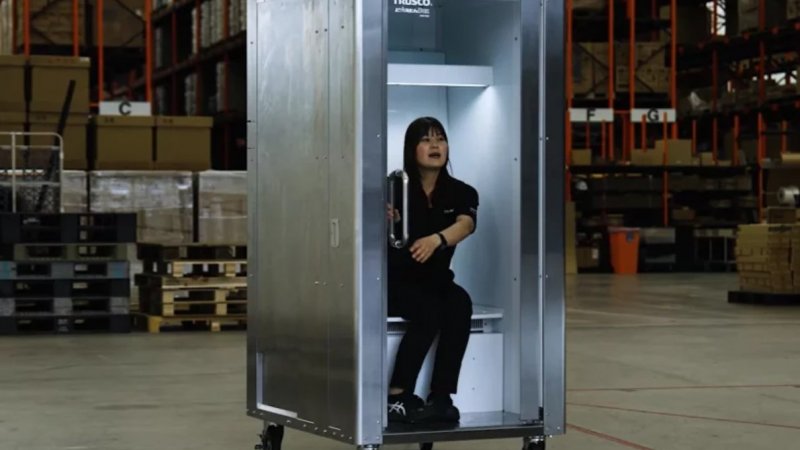 Empresa japonesa responde ao forte calor com frigorífico para humanos