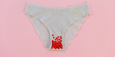 Estudo relaciona exposição a pesticidas na infância com idade da primeira menstruação