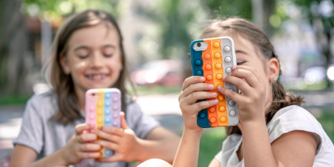 Uso precoce das redes sociais associado a piores resultados escolares - estudo