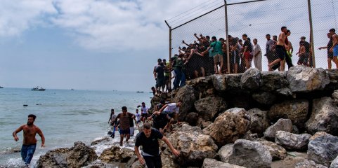 Migrações: Centros de ajuda de Ceuta têm 860 menores mas deve haver mais - governo