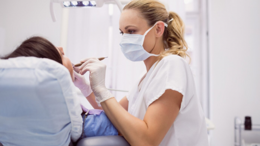PR promulgou criação da carreira de médico dentista no SNS