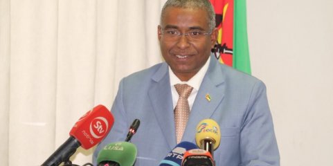 Ministro da Saúde moçambicano quer ajuda externa alinhada às prioridades nacionais