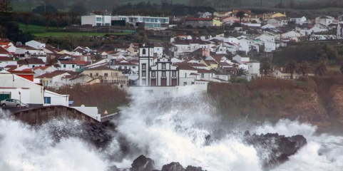 Mau tempo: 67 pessoas retiradas de parque de campismo na ilha Terceira