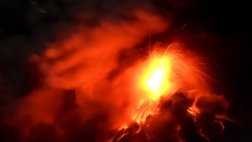 Erupção de vulcão do Fogo na Guatemala chega ao fim