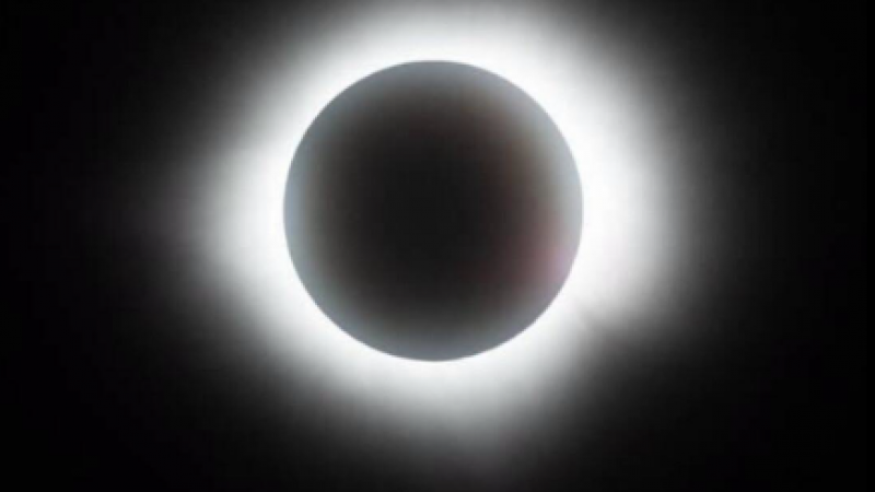 DGS emite recomendações para observação em segurança do eclipse solar