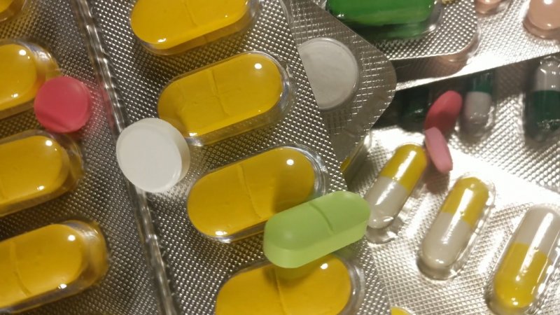Notificações de reações adversas a medicamentos aumentaram para 12.349 em 2025